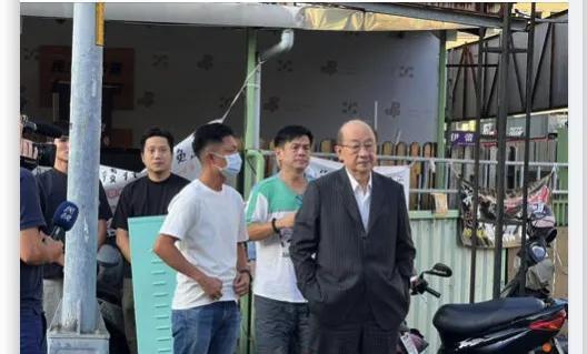 柯建铭果然老奸巨猾龟壳厚726大罢免大失败，柯建铭被问到是否要辞职。它说那是整