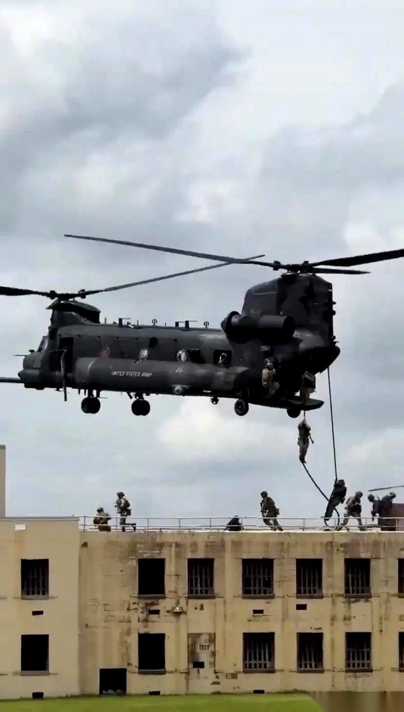 好家伙，我直接好家伙。一觉醒来，人家总统两口子，在自己家里，被一支从天而降的部