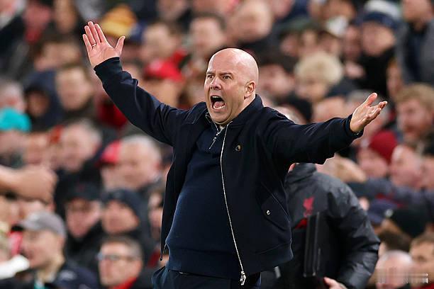 利物浦1比2曼城利物浦新一轮的困难期开始了。令人恐惧的是，利物浦下轮客战桑德兰