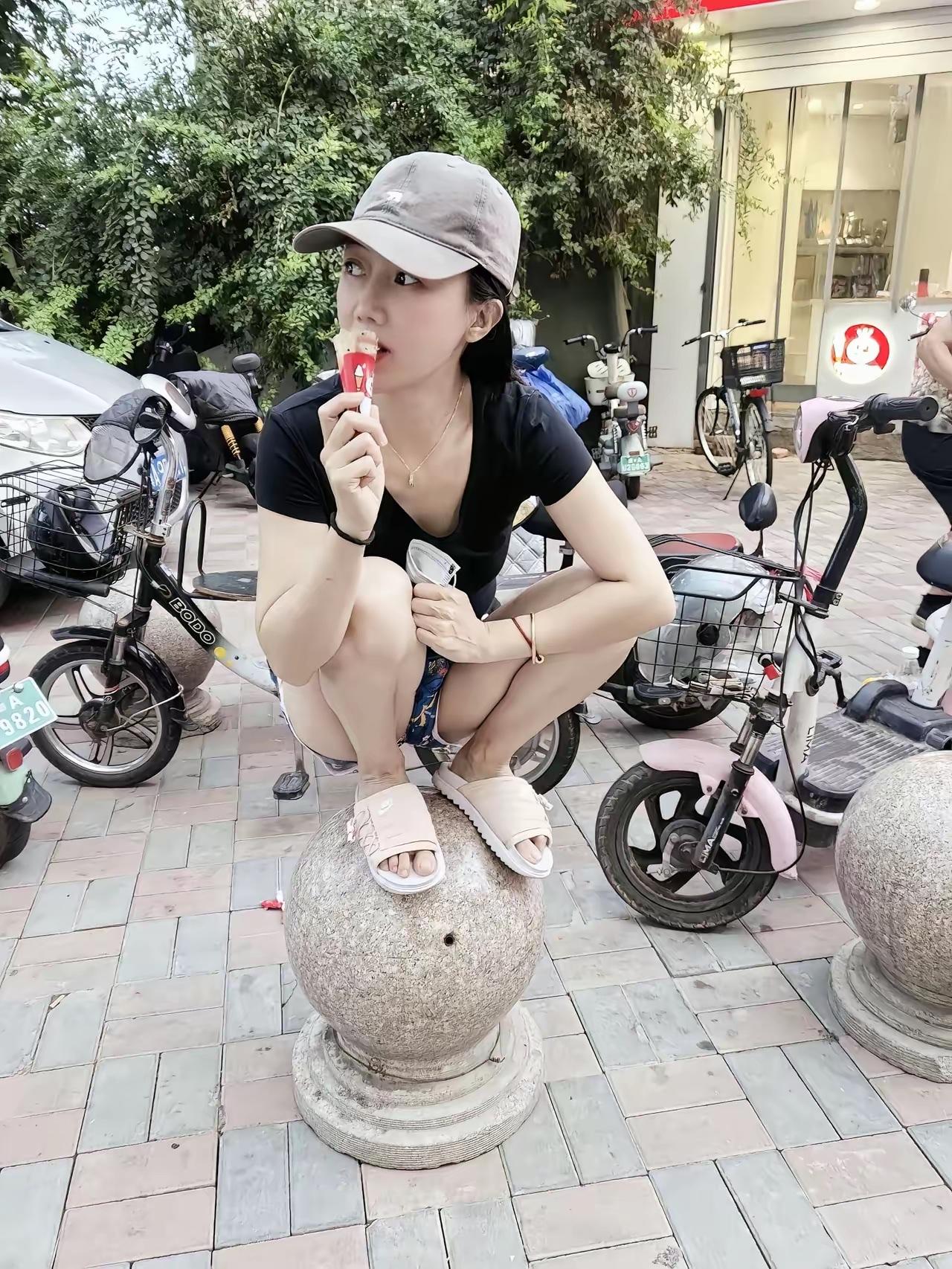 有一种感觉对于女孩子来说平时的形象、行为和状态真的太重要的看看照片是这位美