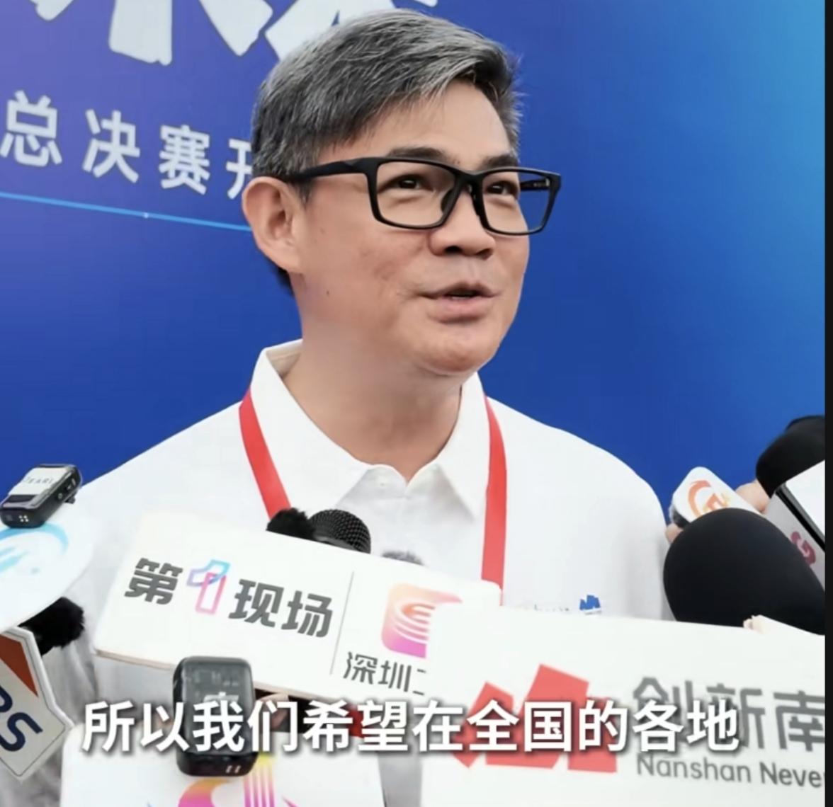连胜文脱口而出“全国各地”：带台湾小孩去参观，看看祖国是什么样子连胜文在两岸