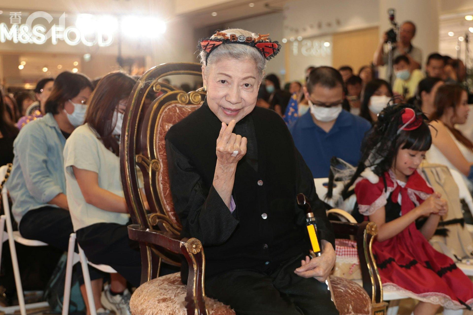 《金式森林》|90岁罗兰姐精灵现身 谈万圣节感叹:11年前,不知不觉|香港0