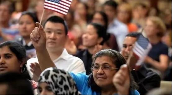 现在最恨中国的人是谁？说来你不信，不是美国人，不是日本人，不是韩国人，而是在美华