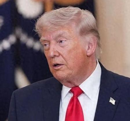 美国已经不装了，它摊牌了，俄乌战争，从一开始就不是为了乌克兰，而是奔着中国来的，