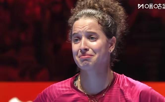 她笑了，另一个哭了。知道莎莎能赢，没想到赢得这么艰难​有多少人跟我心情一