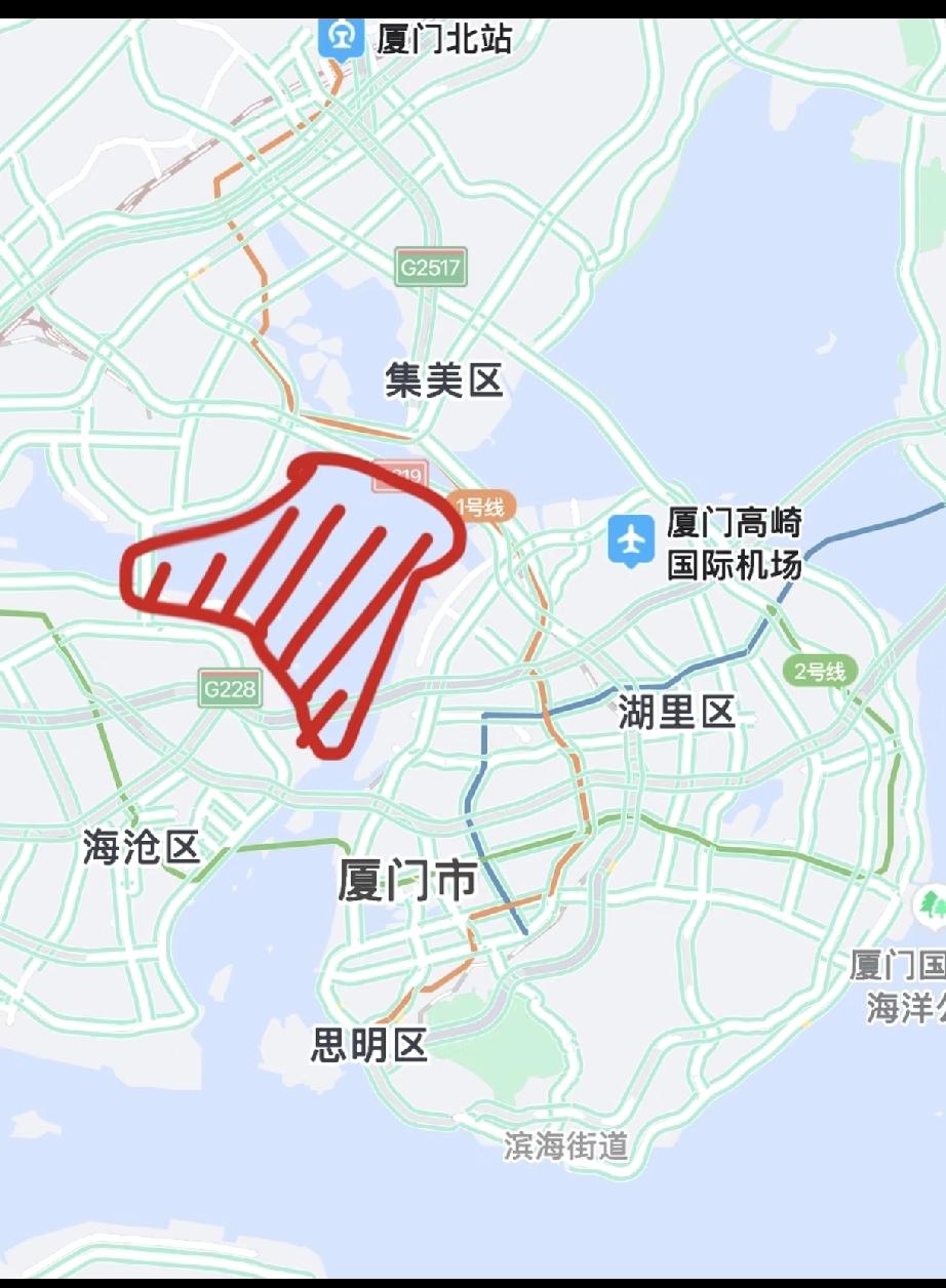如果把这块地填海造地，填了以后厦门的港口就是不是就要换位置了？[捂脸哭]