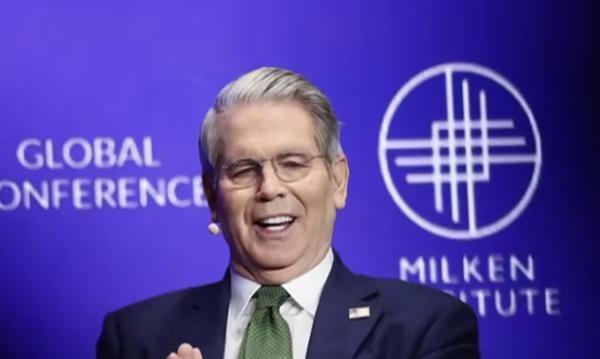 美国服了，全世界不得不服美国财长贝特森近日以一句直白断语惊动东京：“中国是美国
