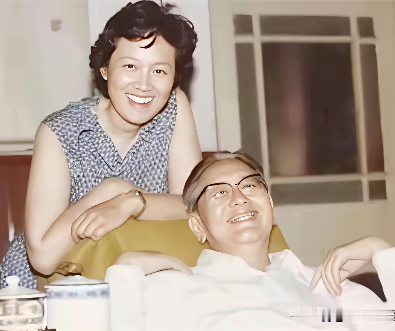 王铎：章含之在乔老爷身边