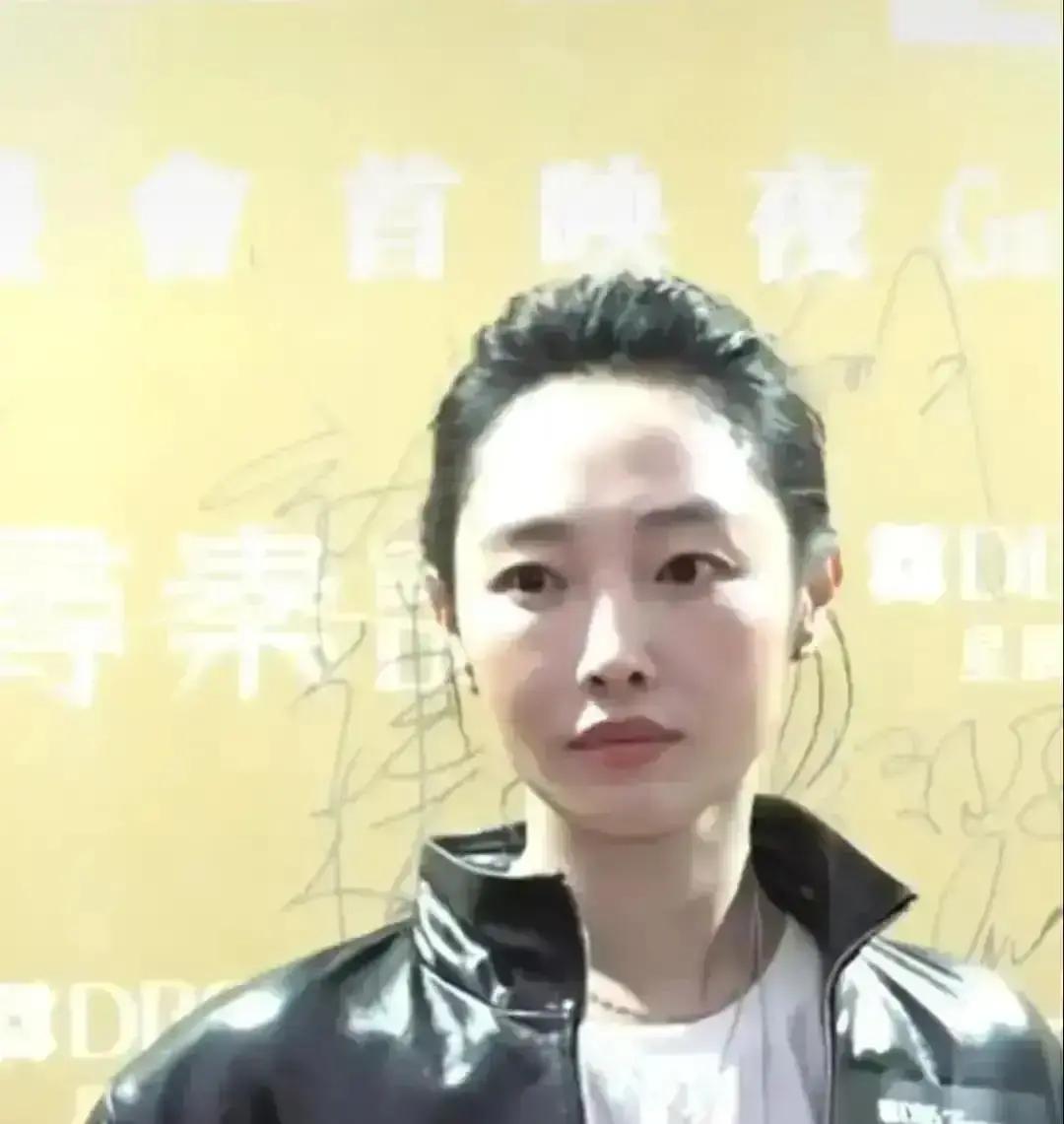 票房8亿，港片翻身了古天乐这回赌得够狠。首周2亿，三周冲到8亿，香港420