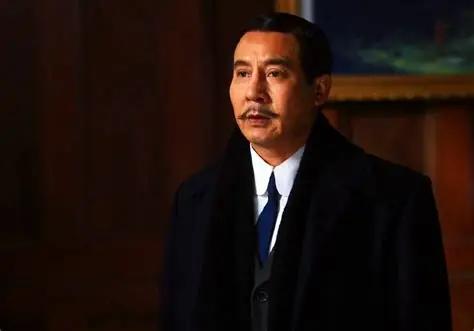 所有人都同意孙中山当总统，他很高兴。为了尽快发动起义推翻清政府，孙中山听从宋耀如
