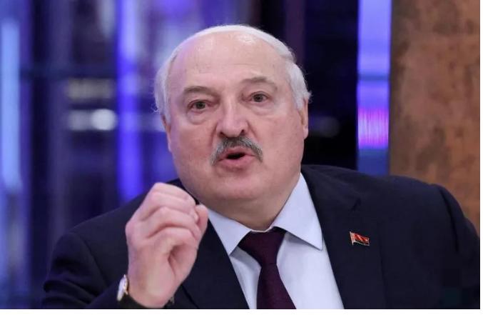 不等了，白俄罗斯喊话中国。近日，白俄罗斯总统卢卡申科在接受采访时公开表示：别