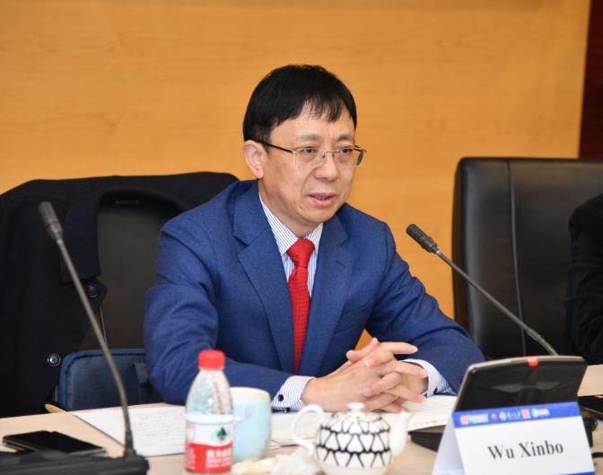 时下，美国佬心心念念想着，中国尽快恢复对美出口稀土。对此，上海复旦大学国际问题研