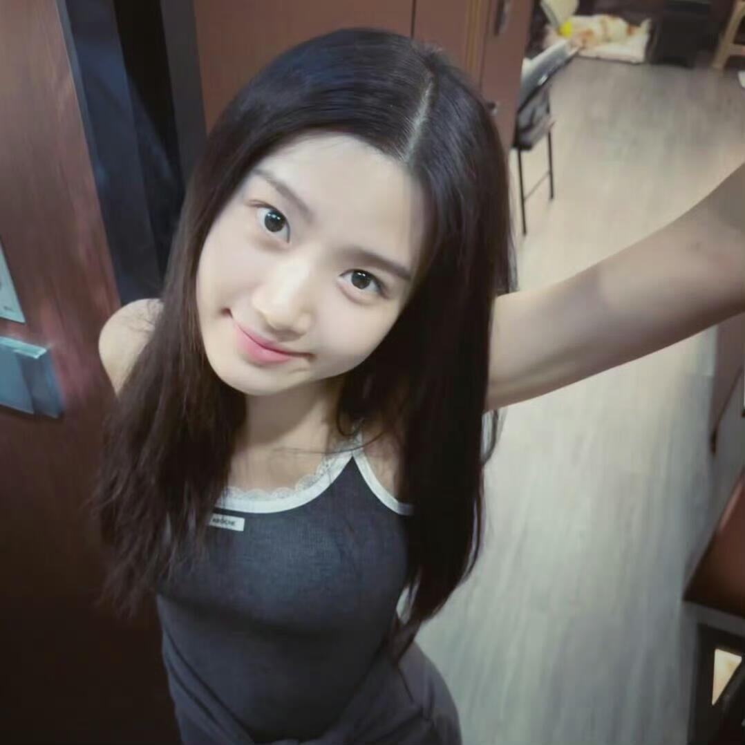 𝙒𝙚𝘾𝙝𝙖𝙩头像｜噜噜晓