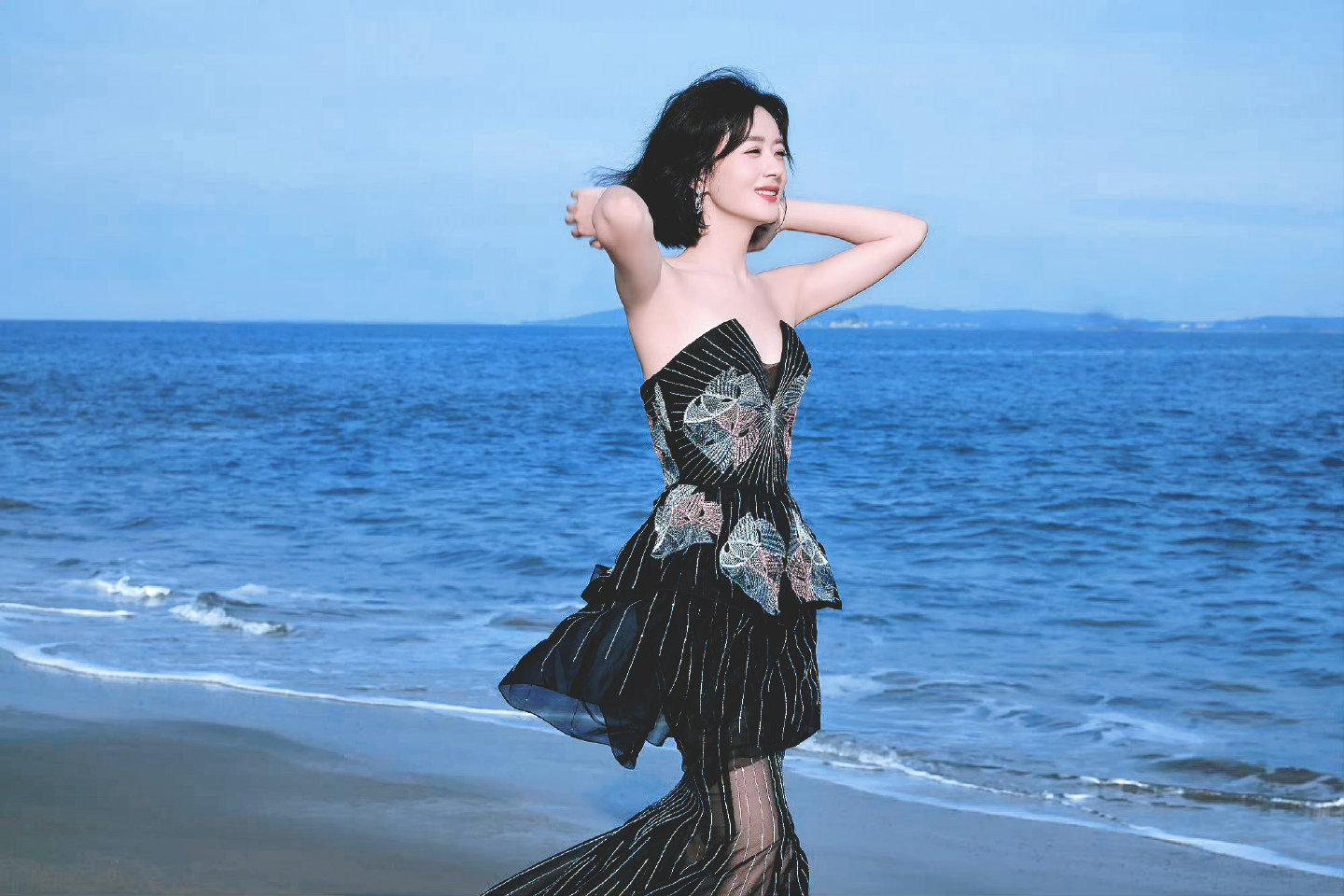 赵丽颖赵丽颖‎眼里是你，心里也是你ﻌﻌﻌﻌ♡ ‎‎ﻌﻌﻌﻌ♡后来我的眼里就