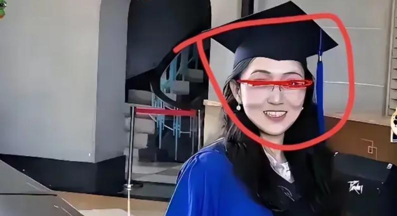 杨景媛是不是要放手一搏？她威胁道：要撤销对肖同学的处分就要拼到底！还说学校不