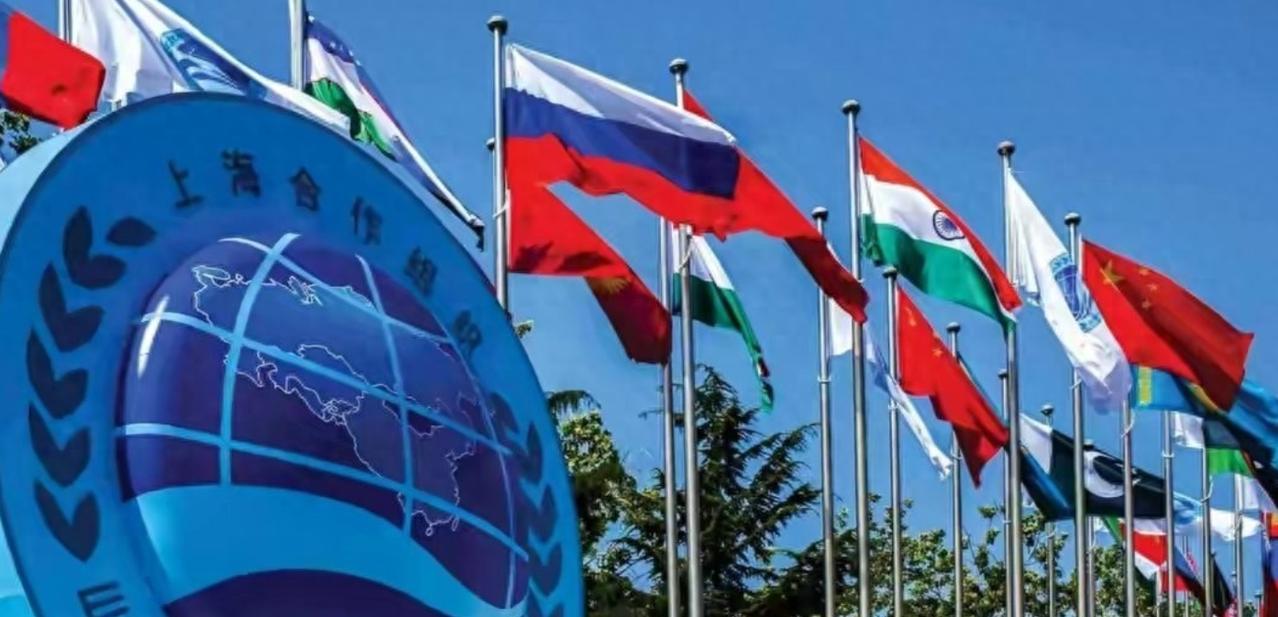 印度只会喊退出上合口号！俄罗斯都感觉疲倦，你要真退就有替补，印度炒作的话题，无非