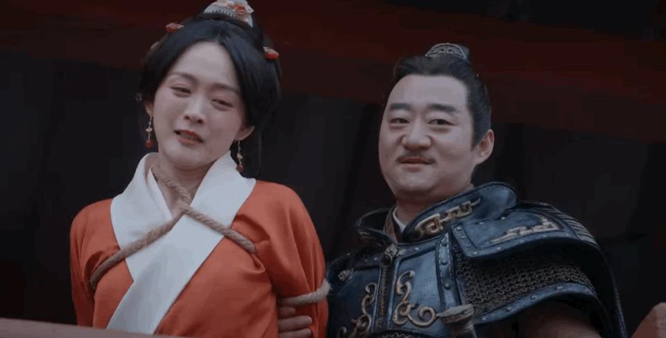 救命！《折腰》编剧是懂“刀人”的！#大乔死了#这剧情直接把我虐到破防！乔越拿大乔