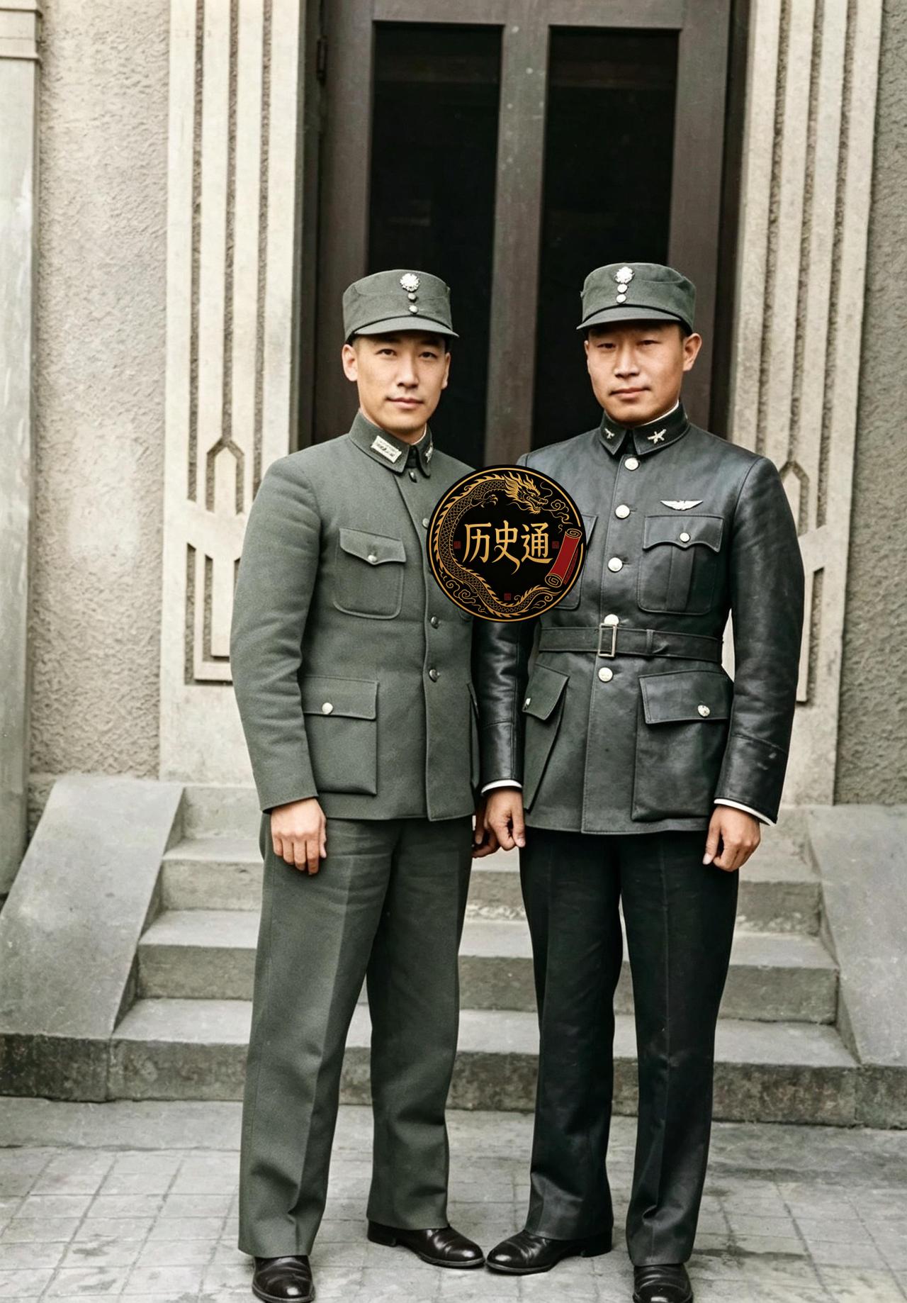 这是蒋建镐与表弟竺培风。竺培风是蒋中正的亲外甥。他比蒋建镐年长几岁，少年时，两人