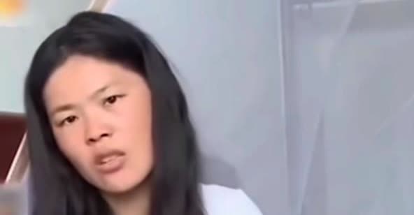 看到闺蜜彩礼30万，女子将8万彩礼涨到18万，如今孩子出生都六个月大了还住在娘家