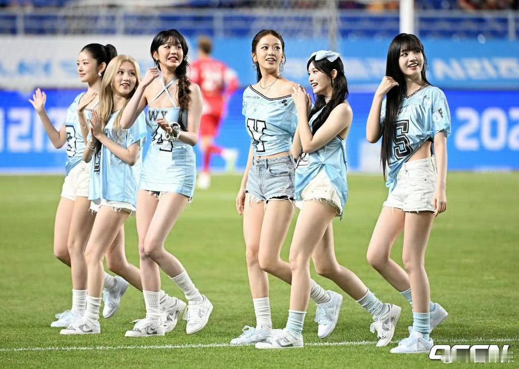 IVE全员开球好美啊😍​​​