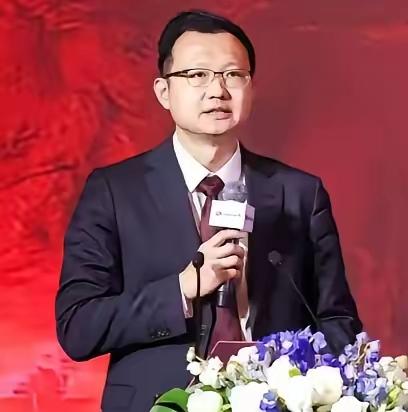 左前明与叫驴42岁的信达证券研究所所长左前明，霸王硬上弓，企图强奸20多岁的女