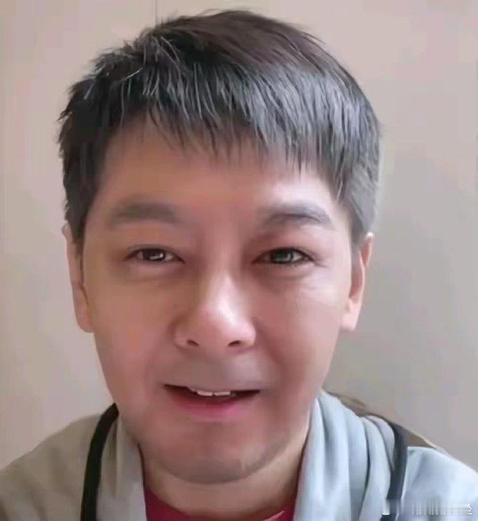 林志颖虽然现如今满脸的科技，但也无法掩盖他曾经的帅气​​​