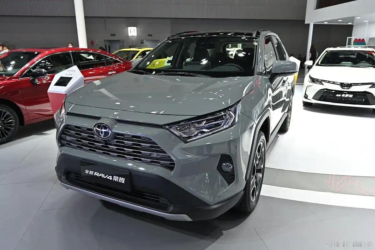 合资反击的核心王牌：当“丰田”开始讲性价比抛开销量数字的喧嚣，第六代RAV4
