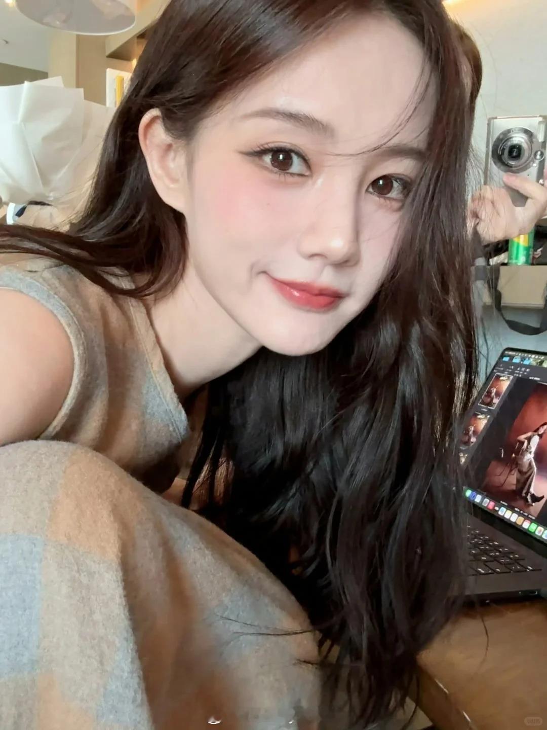 李一桐|她有一双月牙般的眼睛​​​