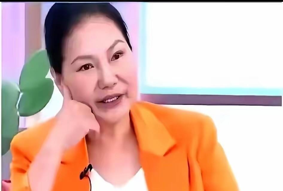 人心换人心！想想你对汪家是怎样做的？只想索取，不知回报及道德！她抱一下孩子拍个照