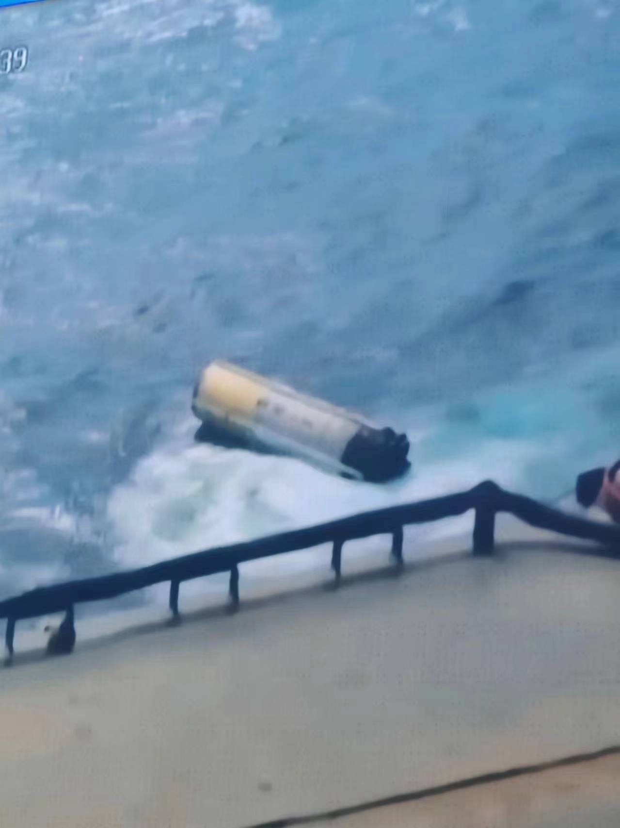 长征十号甲火箭一级溅落成功太棒了，一次成功，不愧是国家队！图源网络烽火问鼎计划