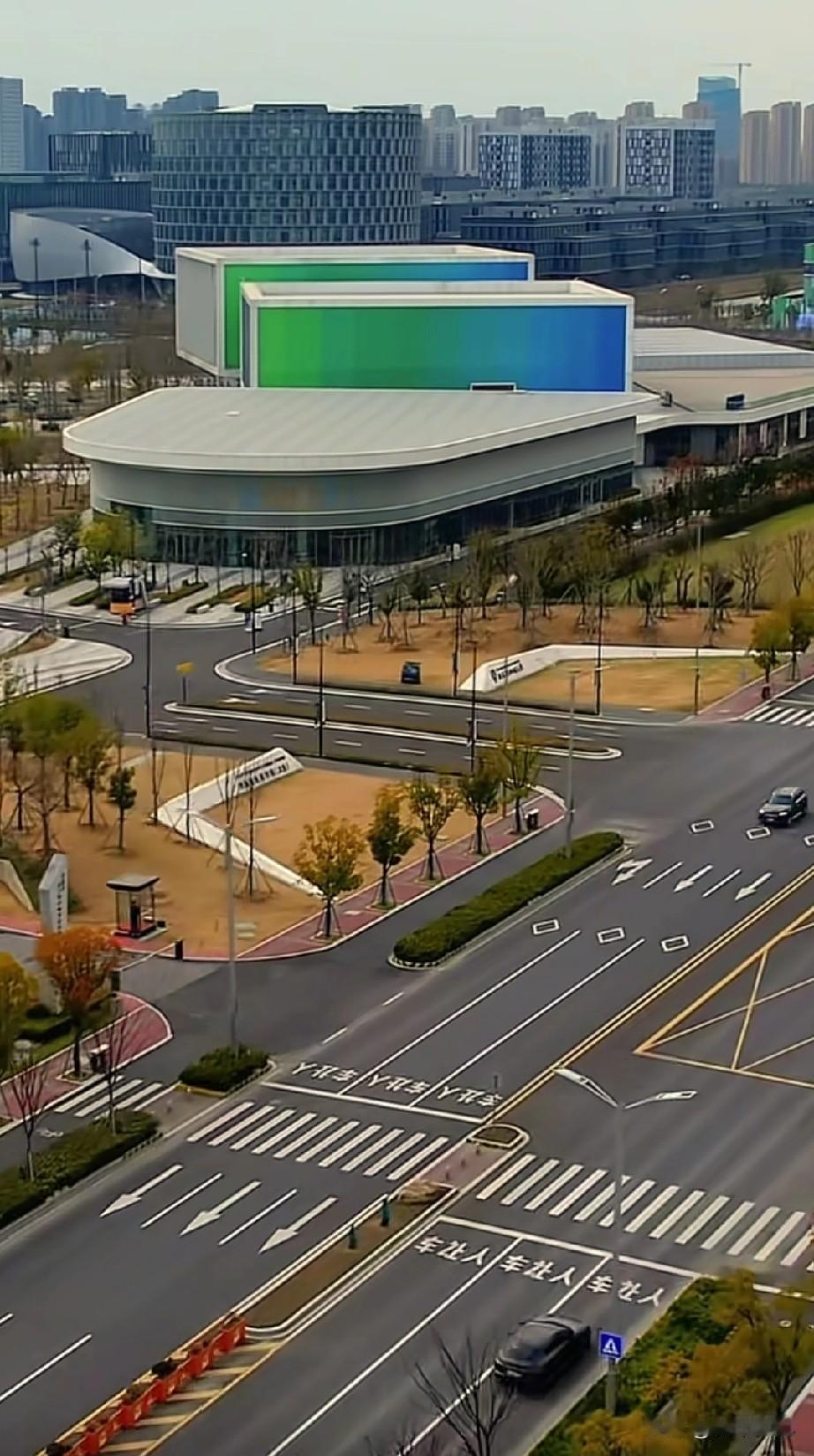 来看看苏州太仓发展方向，太仓是苏州最弱的行政区之一，但是实力也不容小觑。发展方