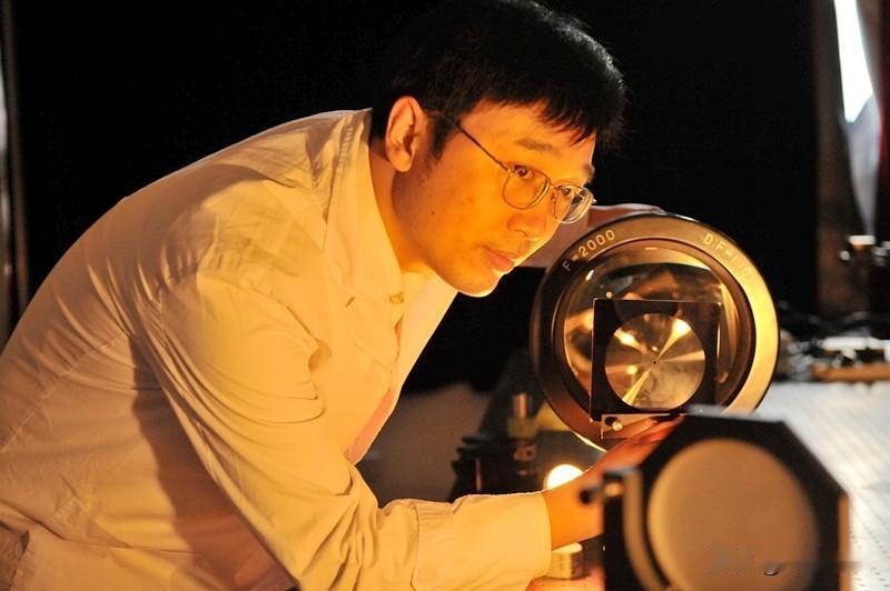 有个人叫罗先刚，四川人。2004年，他从日本回来，一头扎进西部，说要搞个东西，