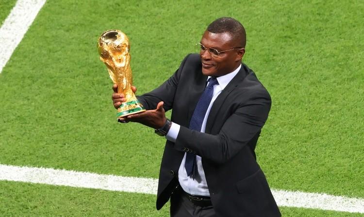 好消息，中国国家队参加2030年世界杯有戏！据美国《纽约时报》报道，南美洲足协主