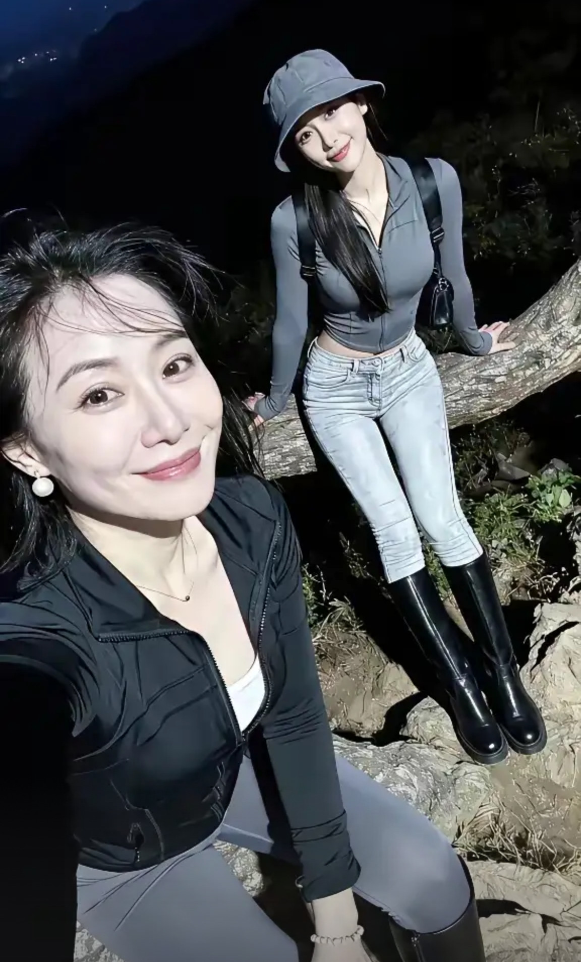 这是母女俩，你们说是妈妈漂亮？还是女儿漂亮？