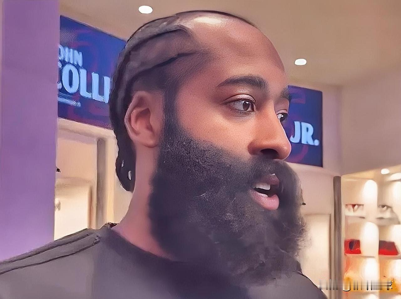 快船老将哈登赢球后说出了肺腑之言！今日快船以117-109战胜黄蜂。赛后采访