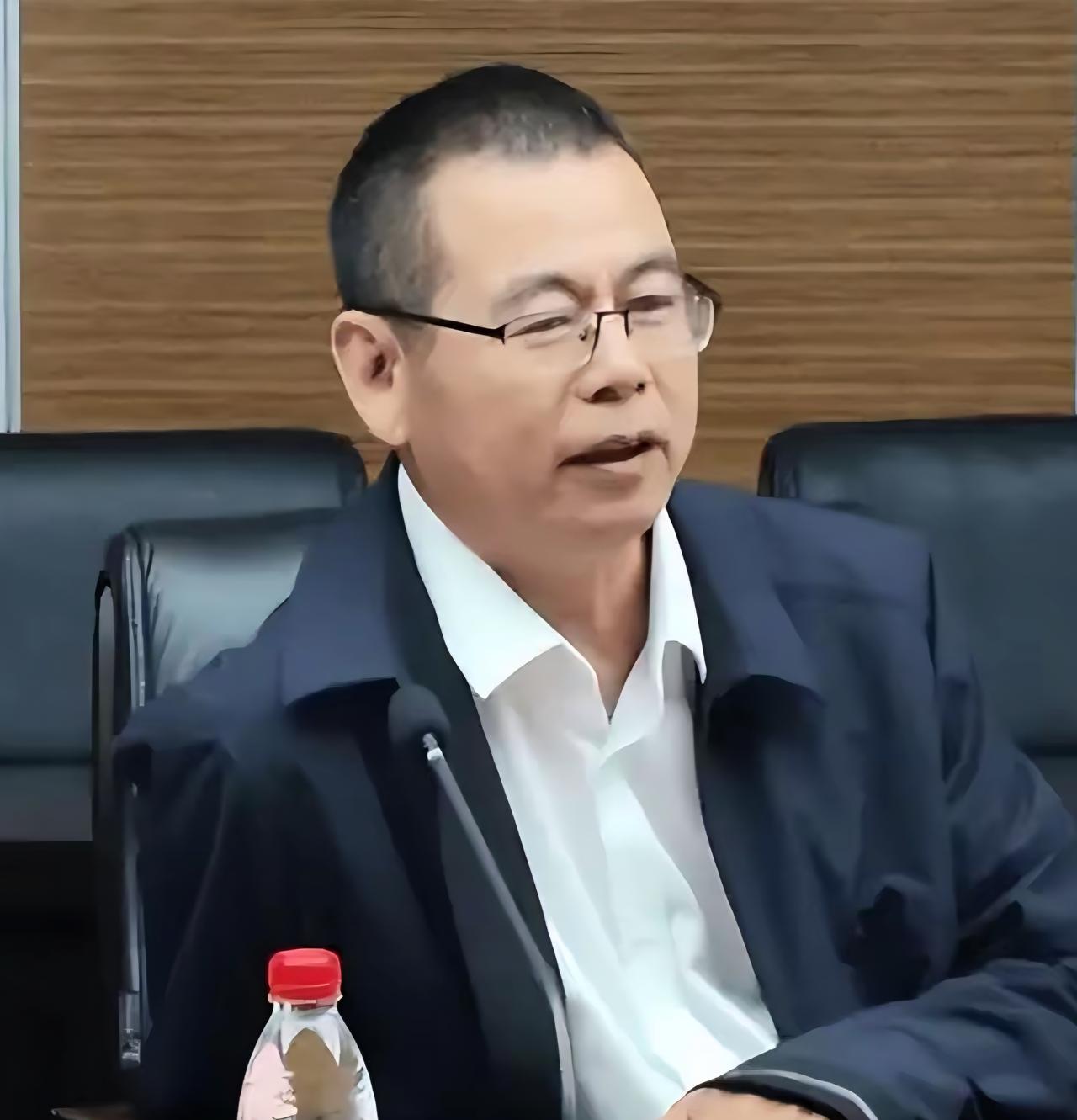 钱躺在银行，人已去天堂。大北农创始人、“饲料大王”邵根伙，2026年2月3日因病