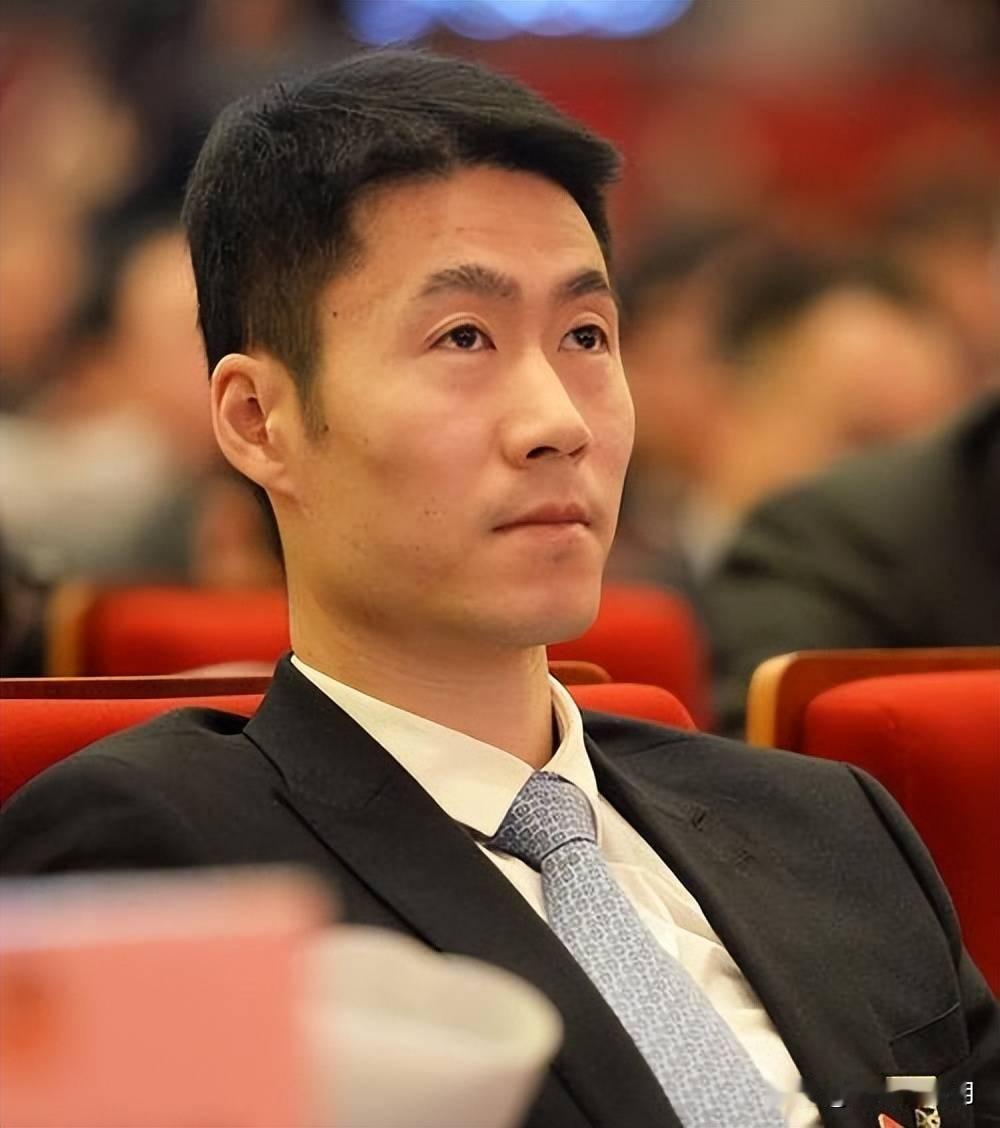 看到王励勤教练最近的操作，说实话谁会不懵圈！明明说好要搞梯队建设培养新人，
