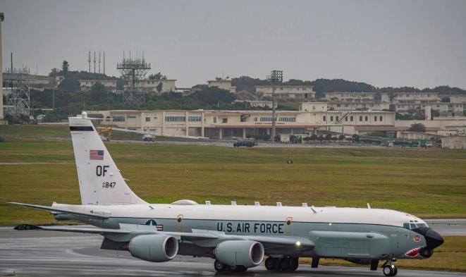 台北以北彻底失控！美军MQ-4C贴脸侦察，中国战机空中围猎，美国终于不再装了台