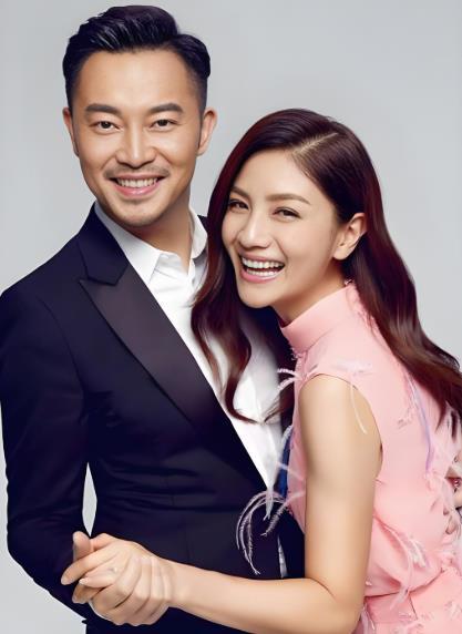 胡可回应安吉留长发面对儿子安吉留长发一事，妈妈胡可和爸爸沙溢接受采访，妈妈回应