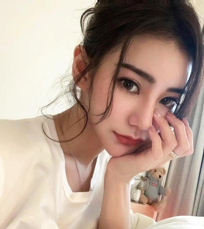 马筱梅刚生下小汪宝，网友就扎堆来催生，没想到她直接爽快表态，当然还会生啊。