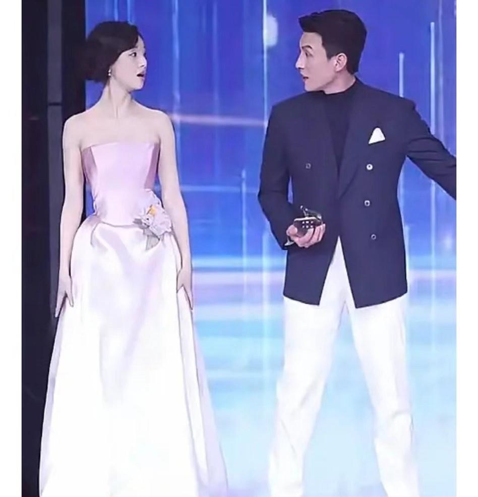 刘萧旭真的是全能艺人不仅会演戏主持功力也不错啊，还能大秀英文，集颜值与才华于