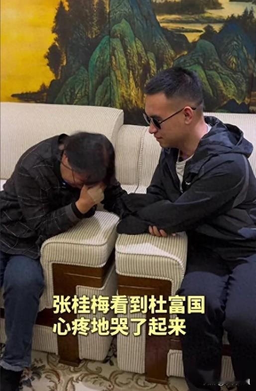 万万没想到，全网最破防的不是网友，而是张桂梅老师。谁懂啊，张老师见杜富国第一