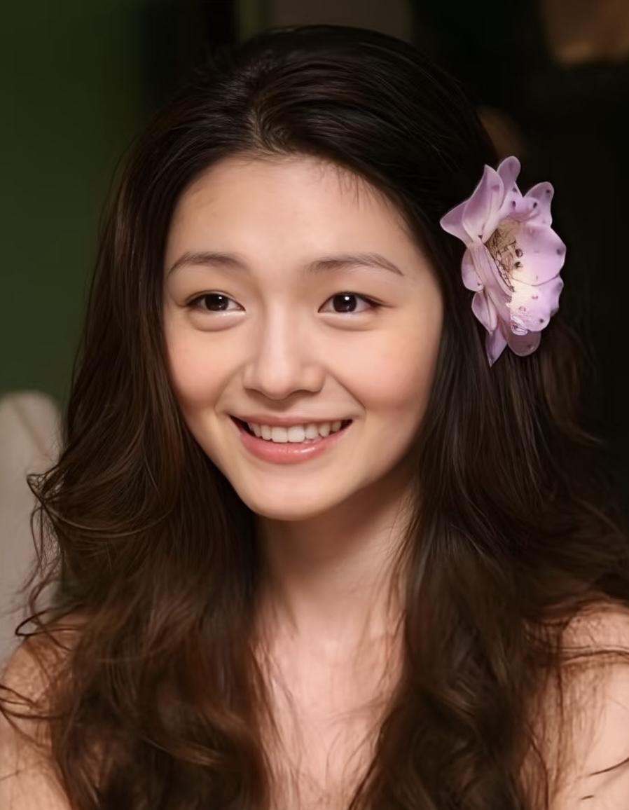 杨迪在节目里说：大S给他的感觉就像一个从来没见过面的姐姐，明明不认识却会感觉特别