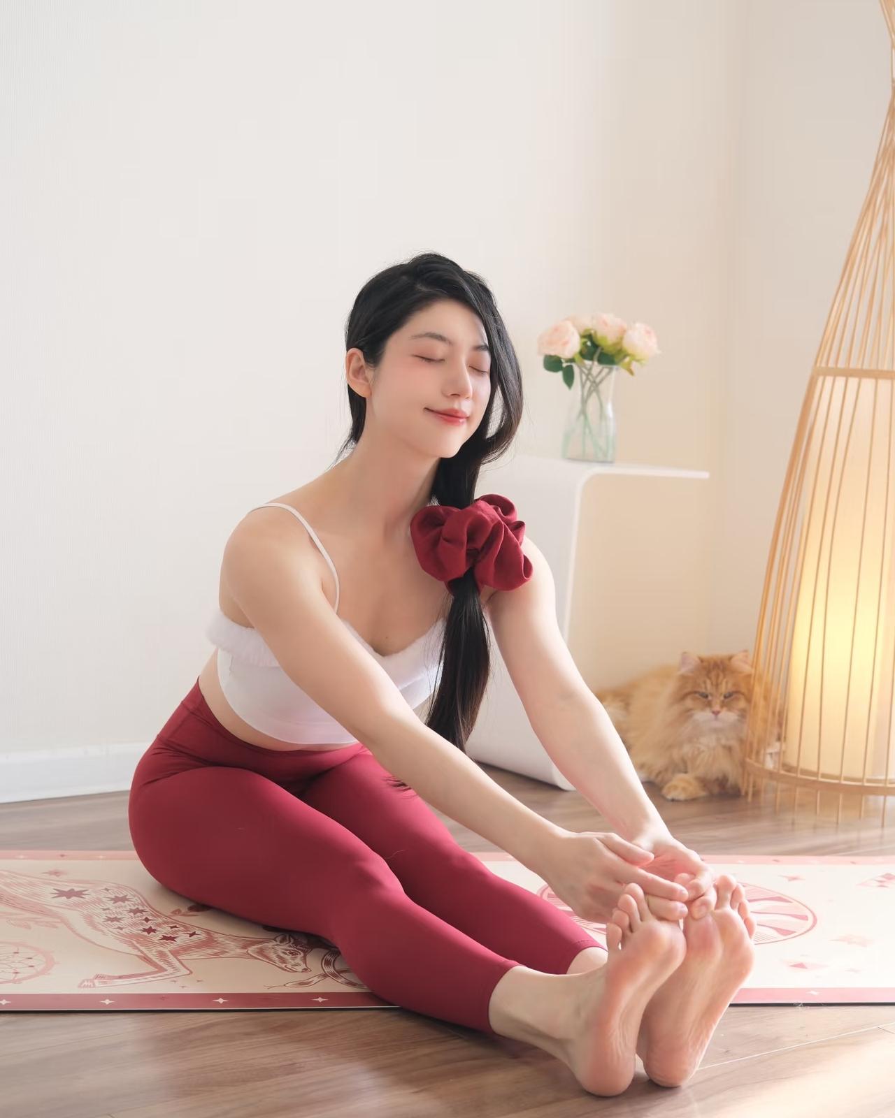 心如花，向阳而生，不慌不忙，自在绽放。走过过往，更懂得温柔与坚定，往后的日子，