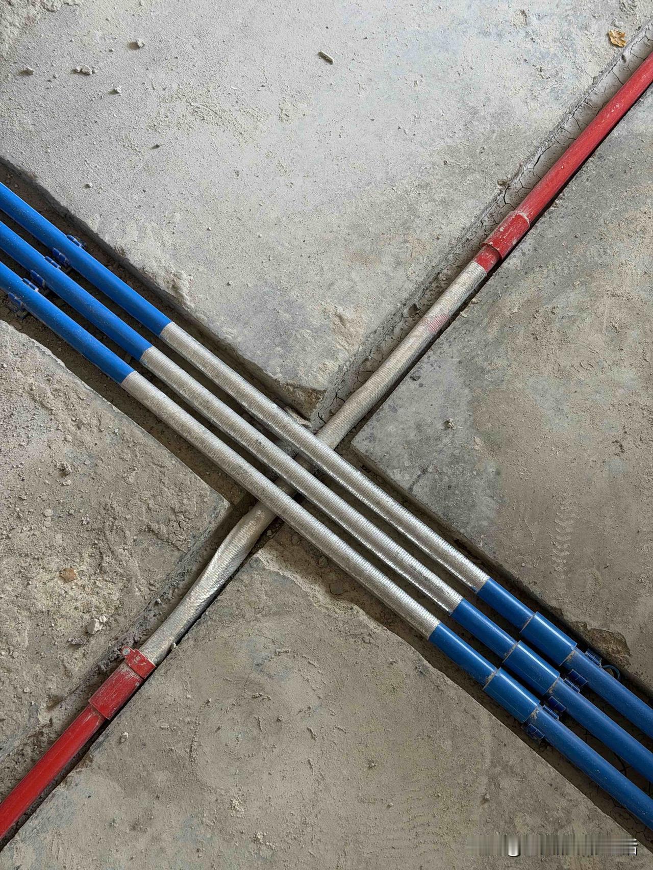 强弱电交叉处保护真没啥必要，但是基本都这么做，你不做又不行😮‍💨