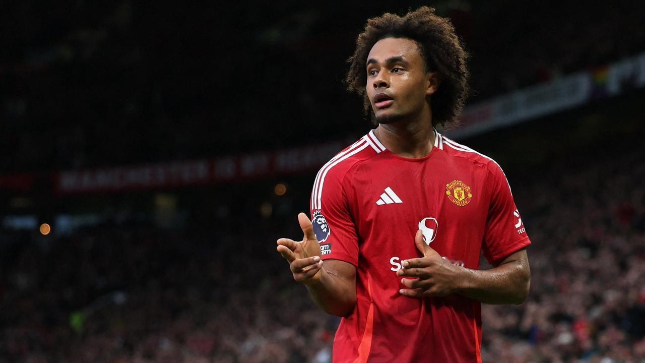 赶紧滚蛋，要不是你，留着霍伊伦多好😡🔴即使索尔斯克亚重返老特拉福德，齐