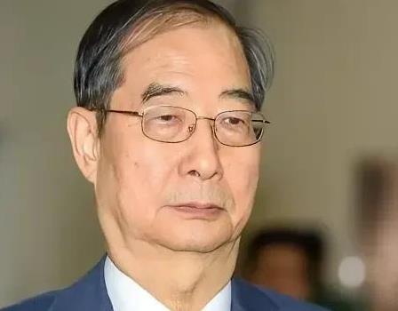 韩国代总统又换人了！教育部长李周浩将任韩国代总统韩国代总统已经不是一个新名词