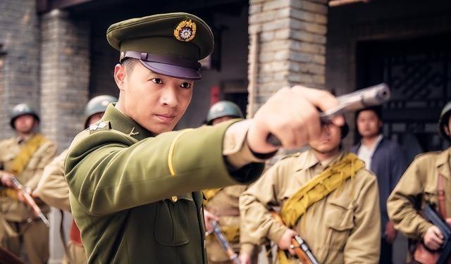 1943年，陈诚给古鼎新发了密电，让他除掉上司王劲哉，古鼎新把密电拿给王劲哉，王