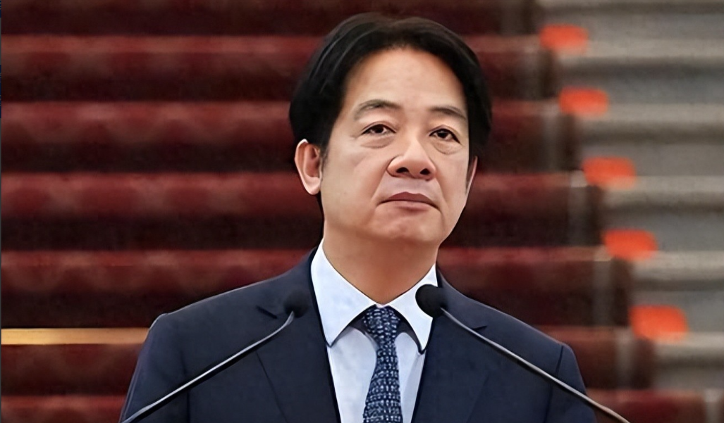 赖清德5月20日就职演讲，本来是民进党秀肌肉、喊口号的绝佳舞台，过去“两国论”可