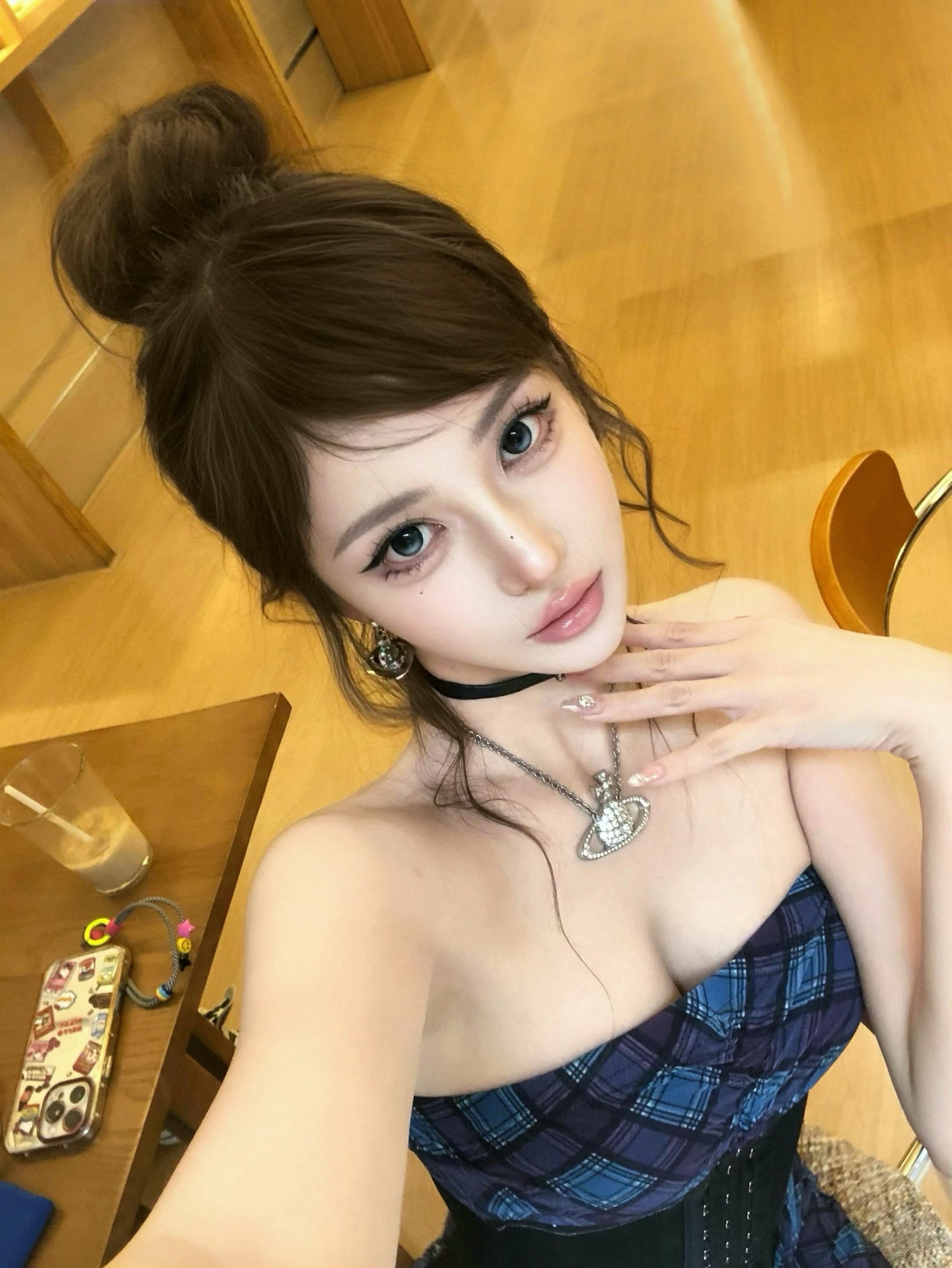 我从一万颗星星里选中了你✨。